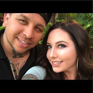 Meet your Posher, Ana